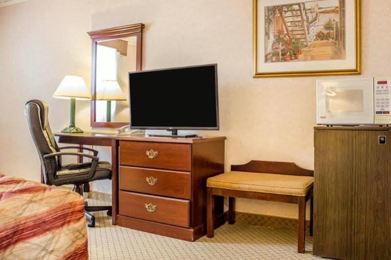 Rodeway Inn Mystic Luaran gambar