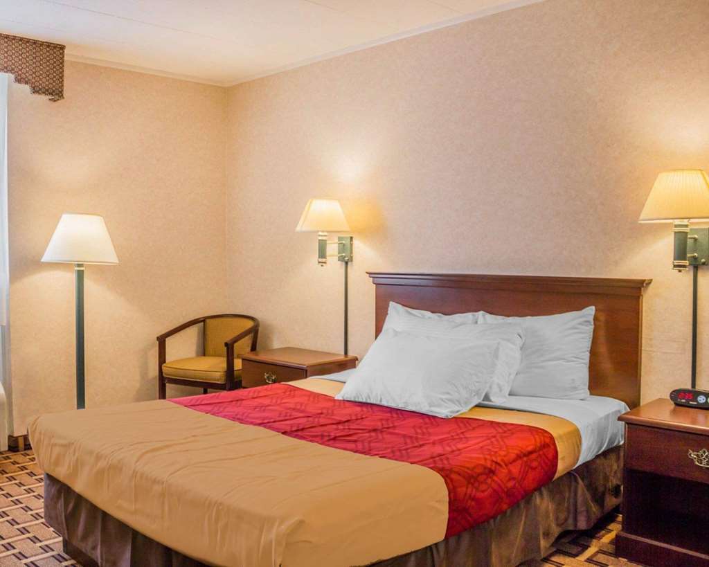 Rodeway Inn Mystic Bilik gambar